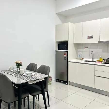 Chambers Moderm Klcc Suites Kuala Lumpur Room photo