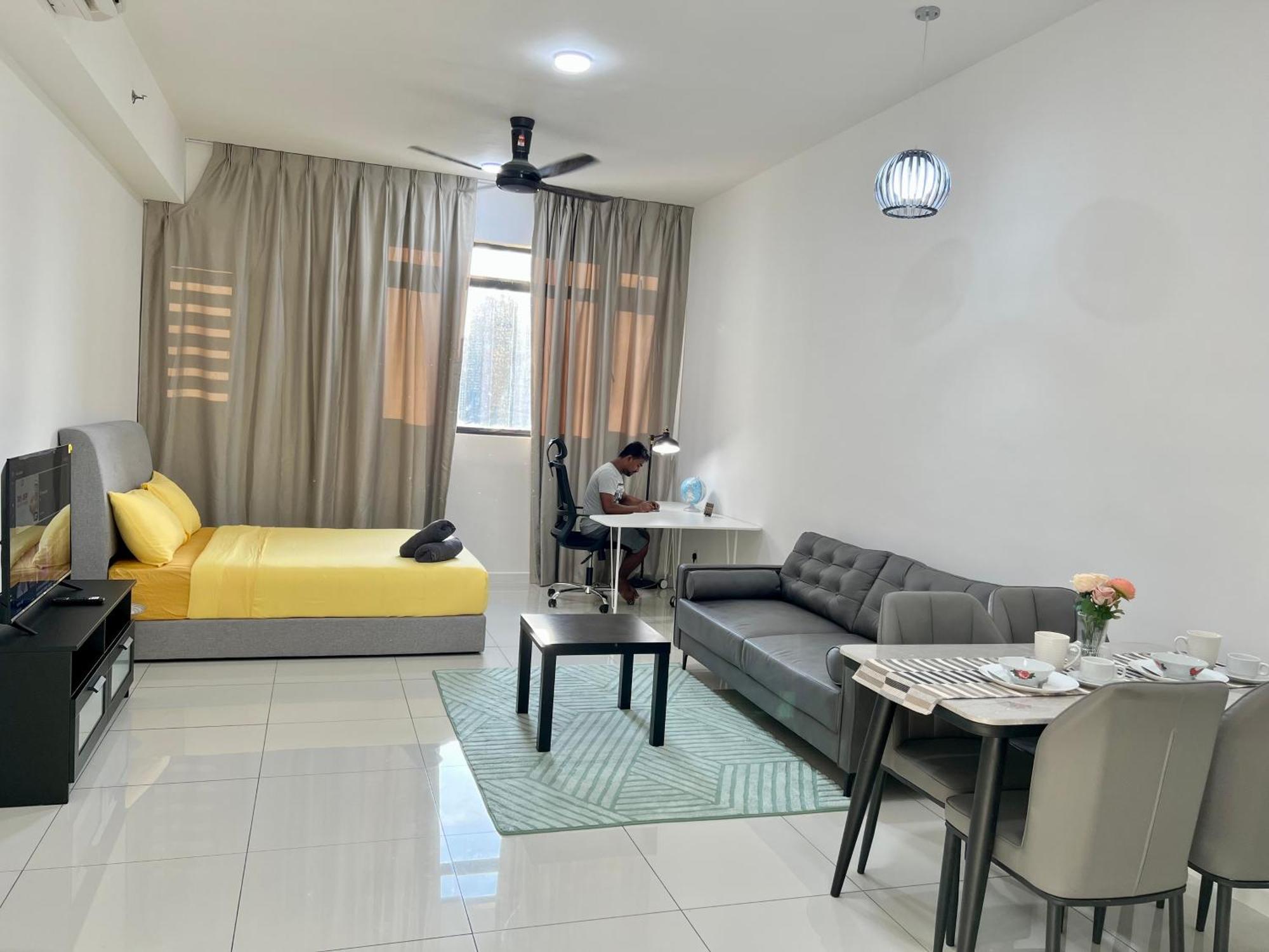 Chambers Moderm Klcc