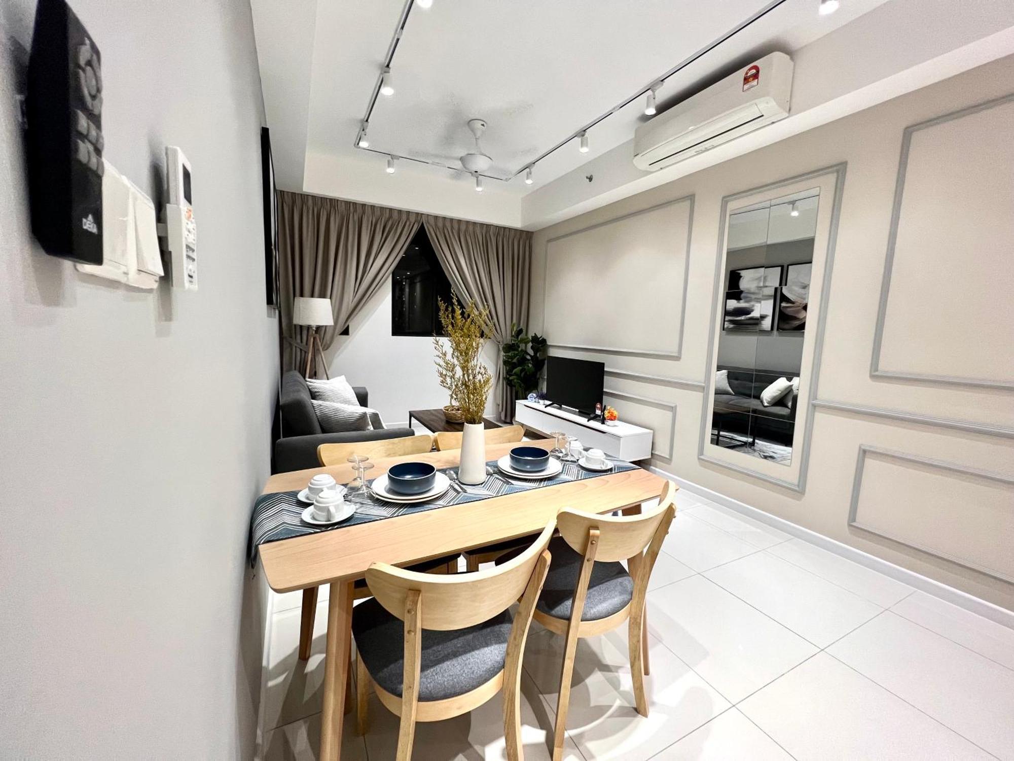 Chambers Moderm Klcc * Kuala Lumpur