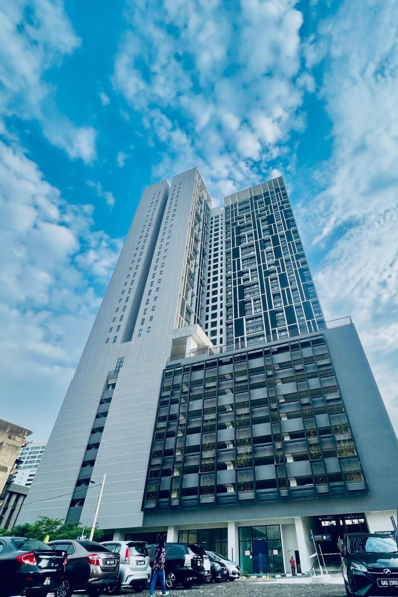 Apartment Chambers Moderm Klcc